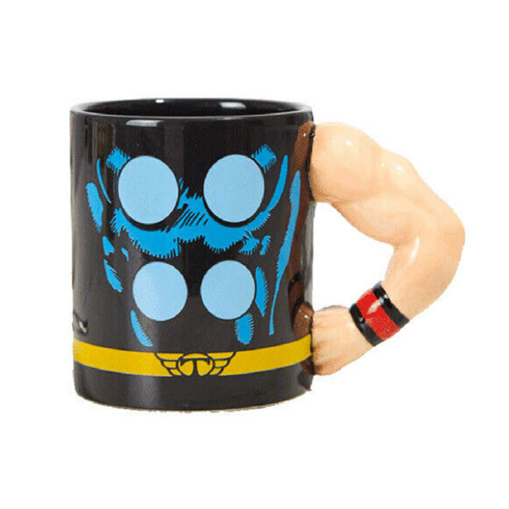 Músculos moldados por caneca de café da Marvel